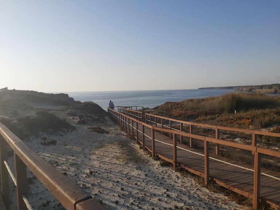 Zambujeiraseahouse - 100M Da Praia Zambujeira do Mar Exteriör bild